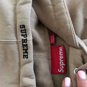 Supreme Hoodie